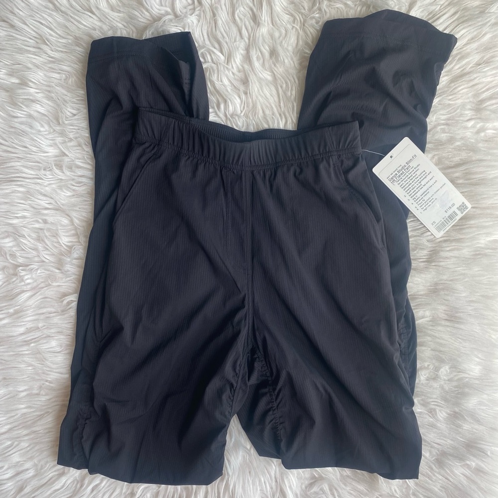 Lululemon Dance Studio Slim Fit High Rise Flared Pant Women’s Size XS Black